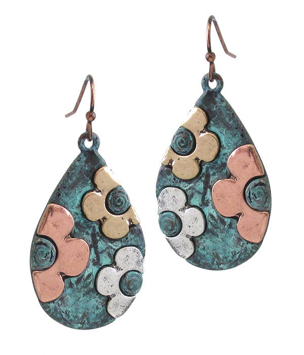 ( TX1141 )  VINTAGE RUSTIC TEARDROP EARRING - FLOWER